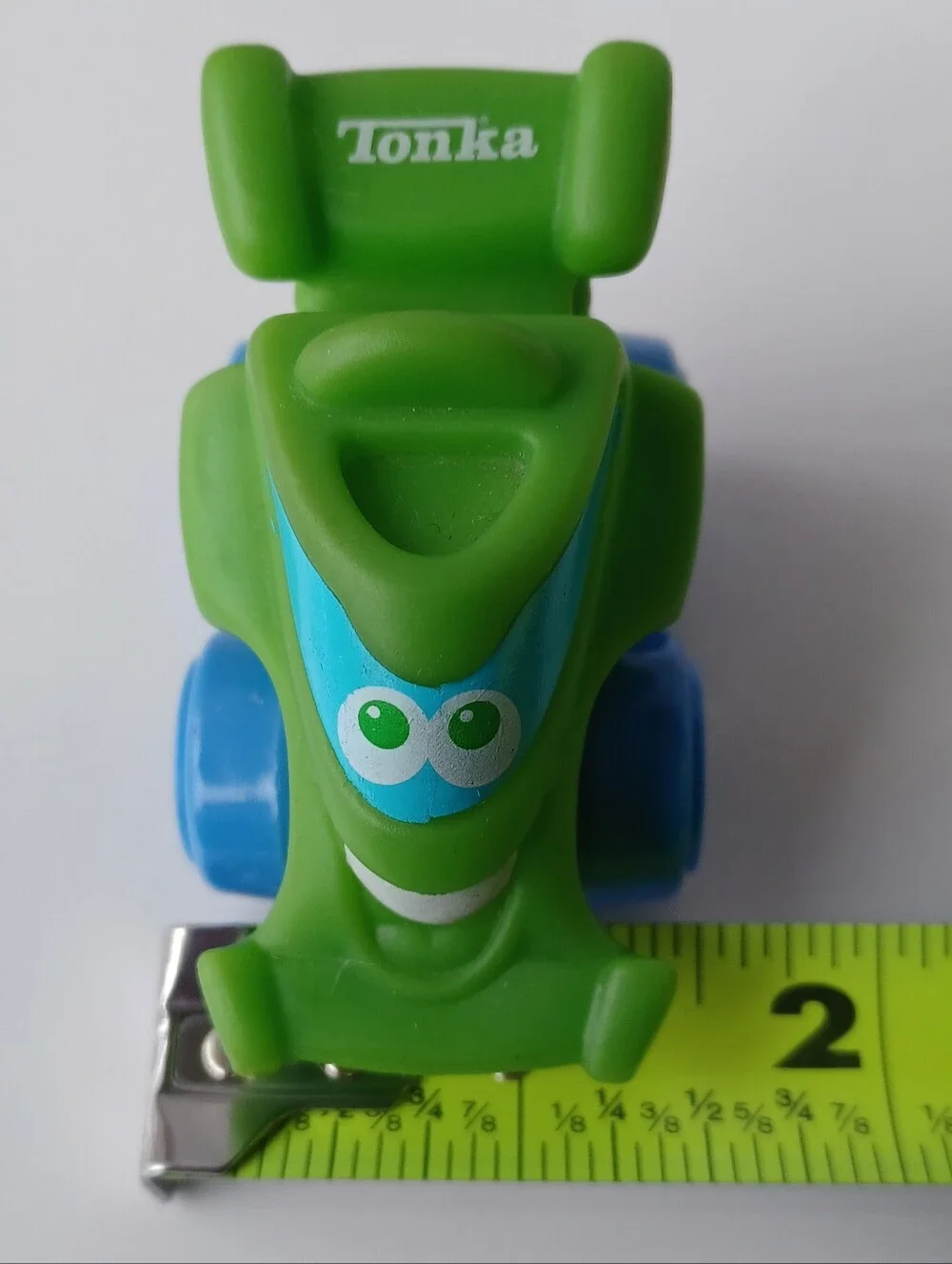 (2) PLAYSKOOL/TONKA/HASBRO WHEEL PALS CHUCK & FRIENDS GREEN RACER & BLUE CAR